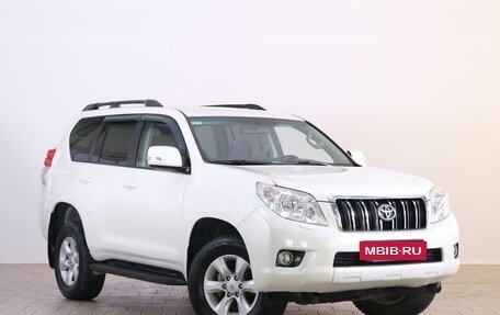Toyota Land Cruiser Prado 150 рестайлинг 2, 2013 год, 2 929 000 рублей, 2 фотография