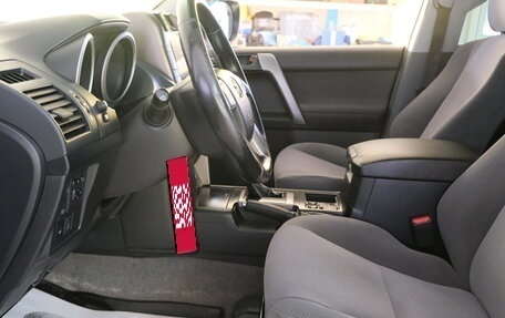 Toyota Land Cruiser Prado 150 рестайлинг 2, 2013 год, 2 929 000 рублей, 8 фотография