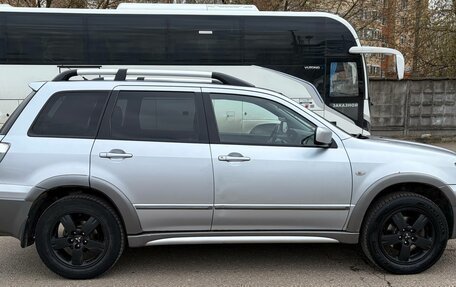 Mitsubishi Outlander III рестайлинг 3, 2004 год, 485 000 рублей, 8 фотография