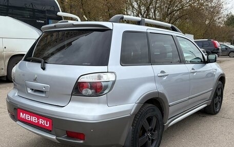 Mitsubishi Outlander III рестайлинг 3, 2004 год, 485 000 рублей, 5 фотография