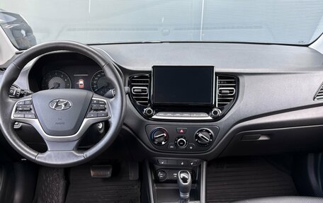 Hyundai Solaris II рестайлинг, 2021 год, 1 895 000 рублей, 8 фотография