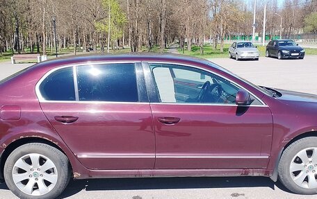 Skoda Superb III рестайлинг, 2012 год, 1 000 000 рублей, 1 фотография