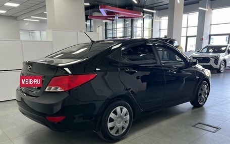 Hyundai Solaris II рестайлинг, 2015 год, 870 000 рублей, 8 фотография