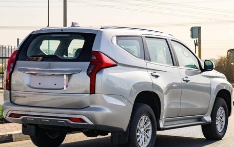 Mitsubishi Pajero Sport III рестайлинг, 2023 год, 3 390 032 рублей, 3 фотография