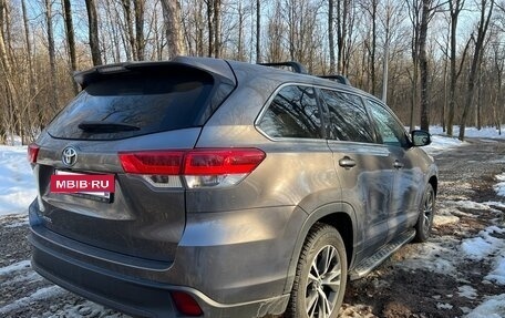 Toyota Highlander III, 2019 год, 3 390 000 рублей, 26 фотография