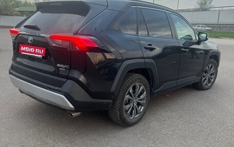 Toyota RAV4, 2024 год, 3 520 000 рублей, 4 фотография