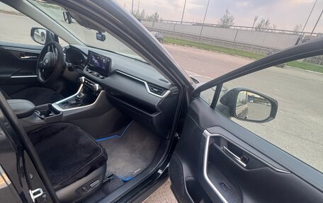 Toyota RAV4, 2024 год, 3 520 000 рублей, 12 фотография