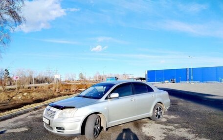 Toyota Avensis III рестайлинг, 2004 год, 686 000 рублей, 12 фотография