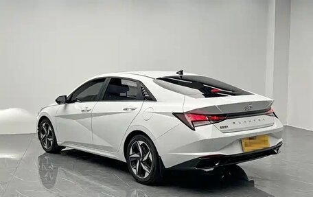 Hyundai Elantra, 2023 год, 1 420 000 рублей, 5 фотография