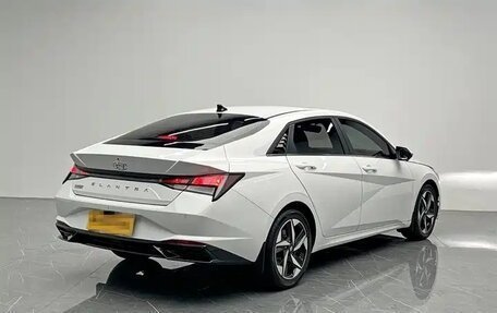 Hyundai Elantra, 2023 год, 1 420 000 рублей, 7 фотография