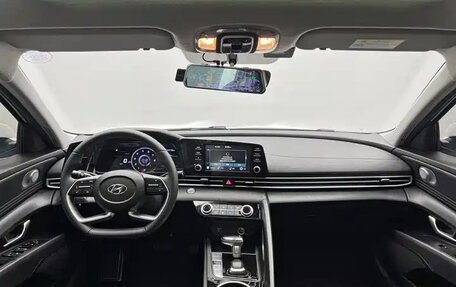 Hyundai Elantra, 2023 год, 1 420 000 рублей, 13 фотография