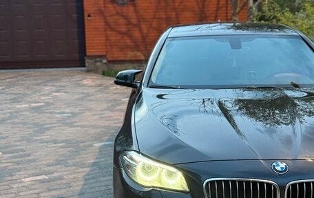 BMW 5 серия, 2015 год, 2 350 000 рублей, 2 фотография