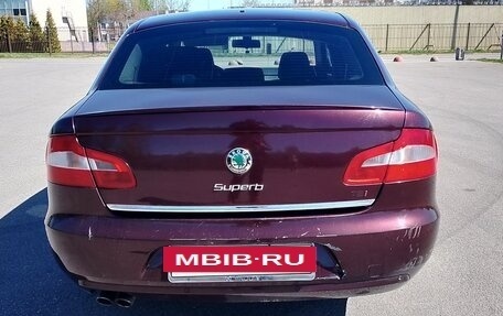 Skoda Superb III рестайлинг, 2012 год, 1 000 000 рублей, 9 фотография