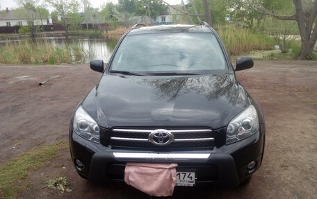 Toyota RAV4, 2008 год, 800 000 рублей, 2 фотография