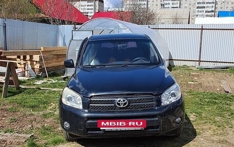 Toyota RAV4, 2008 год, 700 000 рублей, 2 фотография