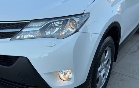 Toyota RAV4, 2015 год, 2 550 000 рублей, 2 фотография