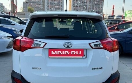 Toyota RAV4, 2015 год, 2 550 000 рублей, 9 фотография