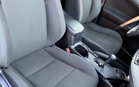 Toyota RAV4, 2015 год, 2 550 000 рублей, 33 фотография