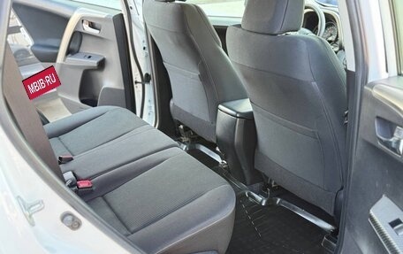 Toyota RAV4, 2015 год, 2 550 000 рублей, 34 фотография