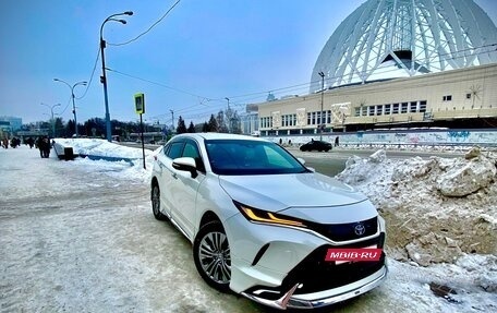 Toyota Harrier, 2021 год, 5 000 000 рублей, 2 фотография