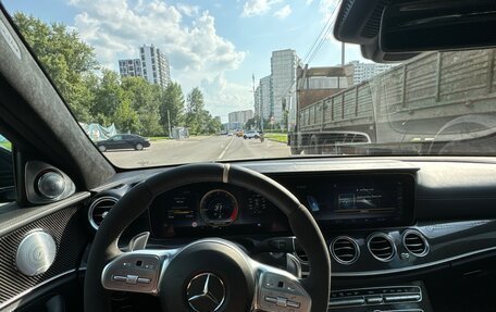 Mercedes-Benz E-Класс AMG, 2018 год, 9 000 000 рублей, 14 фотография