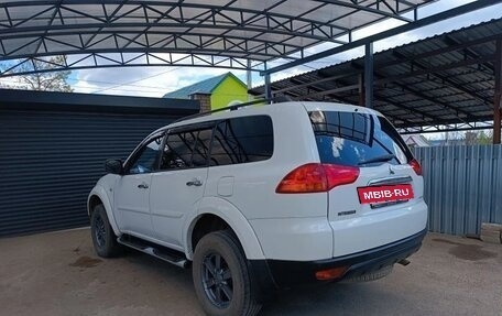 Mitsubishi Pajero Sport II рестайлинг, 2012 год, 1 360 000 рублей, 3 фотография