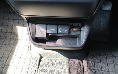 Honda Freed II, 2021 год, 2 230 000 рублей, 9 фотография