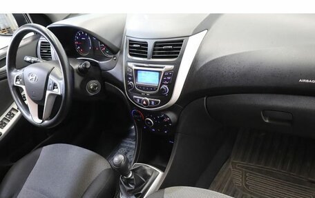Hyundai Solaris II рестайлинг, 2012 год, 794 800 рублей, 5 фотография