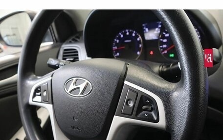 Hyundai Solaris II рестайлинг, 2012 год, 794 800 рублей, 8 фотография