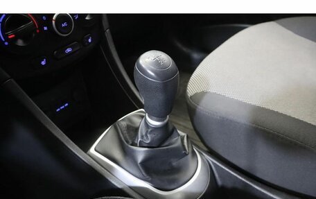 Hyundai Solaris II рестайлинг, 2012 год, 794 800 рублей, 12 фотография