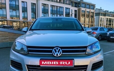 Volkswagen Touareg III, 2012 год, 1 680 000 рублей, 1 фотография