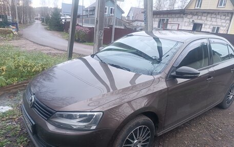 Volkswagen Jetta VI, 2012 год, 950 000 рублей, 1 фотография