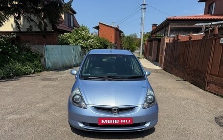 Honda Jazz I рестайлинг, 2004 год, 500 000 рублей, 1 фотография