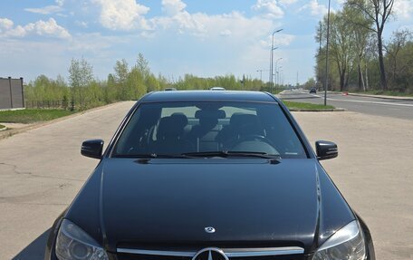 Mercedes-Benz C-Класс, 2011 год, 1 390 000 рублей, 1 фотография