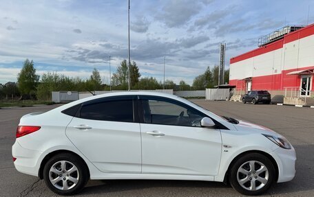 Hyundai Solaris II рестайлинг, 2012 год, 950 000 рублей, 1 фотография