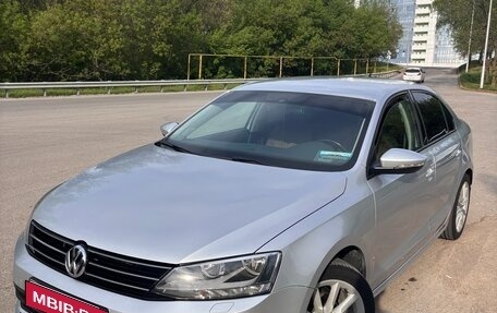 Volkswagen Jetta VI, 2015 год, 1 339 000 рублей, 1 фотография