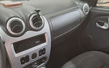 Renault Sandero I, 2014 год, 680 000 рублей, 7 фотография