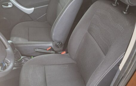 Renault Sandero I, 2014 год, 680 000 рублей, 5 фотография