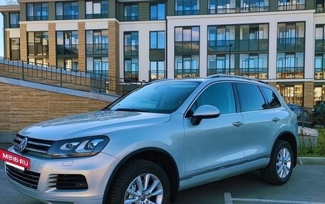 Volkswagen Touareg III, 2012 год, 1 680 000 рублей, 3 фотография