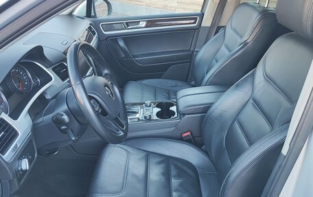 Volkswagen Touareg III, 2012 год, 1 680 000 рублей, 16 фотография