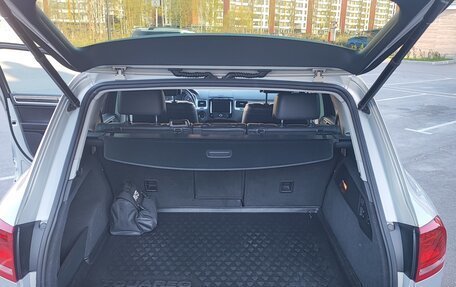 Volkswagen Touareg III, 2012 год, 1 680 000 рублей, 12 фотография