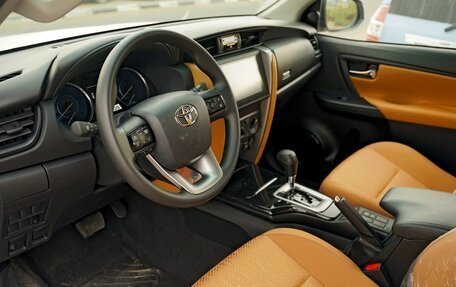 Toyota Fortuner II, 2026 год, 4 690 000 рублей, 6 фотография