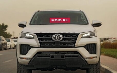 Toyota Fortuner II, 2026 год, 4 690 000 рублей, 2 фотография