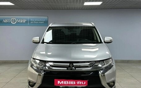 Mitsubishi Outlander III рестайлинг 3, 2017 год, 2 019 000 рублей, 2 фотография