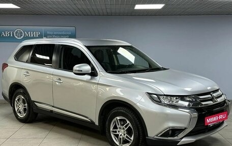 Mitsubishi Outlander III рестайлинг 3, 2017 год, 2 019 000 рублей, 3 фотография