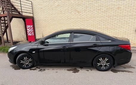 Hyundai Sonata VI, 2012 год, 870 000 рублей, 3 фотография