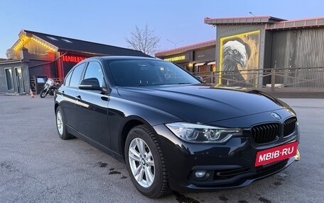 BMW 3 серия, 2018 год, 1 990 000 рублей, 3 фотография