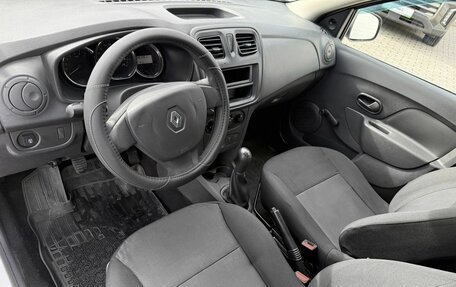 Renault Logan II, 2018 год, 395 000 рублей, 7 фотография