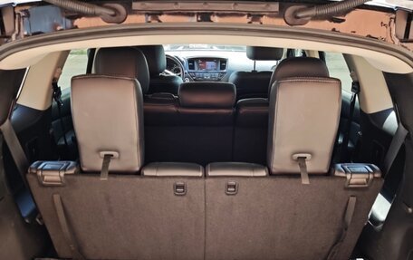 Nissan Pathfinder, 2014 год, 2 290 000 рублей, 2 фотография