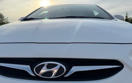 Hyundai Solaris II рестайлинг, 2012 год, 950 000 рублей, 11 фотография
